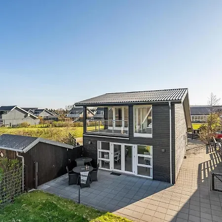 2 Bedroom Lovely In Holiday home Hemmet