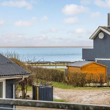 Holiday home 2 Bedroom Lovely In